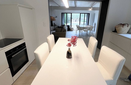 Saint-Didier House | house in heart of village