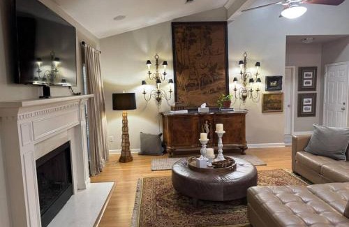 River Mountain House | House in Little Rock, Arkansas