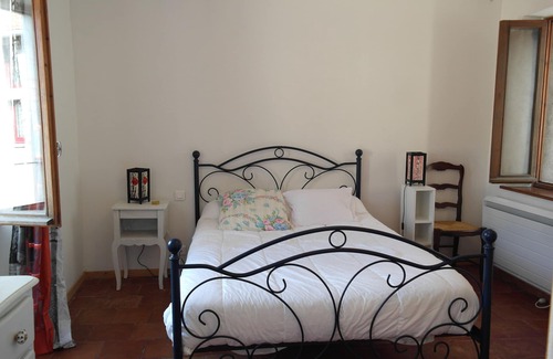Olargues House | House in Medieval Village with Wi-Fi
