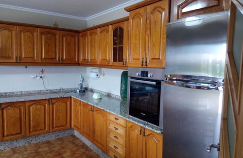 Meira House | House in Moaña wide prox to beaches in rural area.