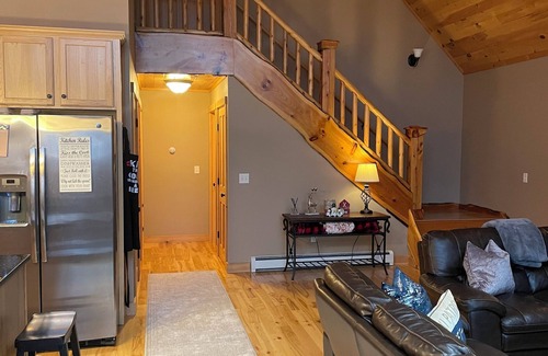 Sunday River Area House | House in Newry, ME 5 minutes from Sunday River Ski Resort and Golf club