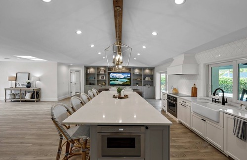Park Shore House | House in Park Shore in Naples