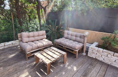 Saint-Raphael House | House in private residence with swimming pool