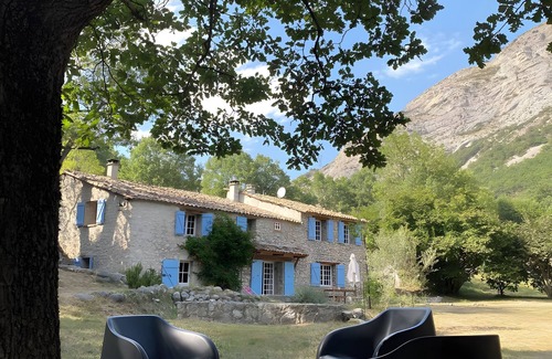 Entrepierres House | House in Provence in the Old Fuller's Mill