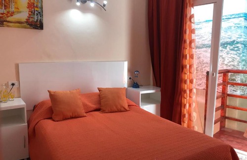 Puerto de Santiago House | House in Puerto Santiago, to the beach 100 meters !!!