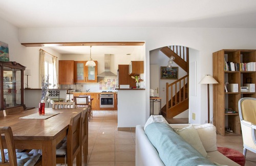Saint Antoine House | House in residence with swimming pool