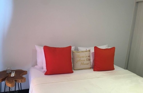 Cerro Plano Resort | House in resort Ciudad Del Mar one street from beach in Jacó. Multiple amenities