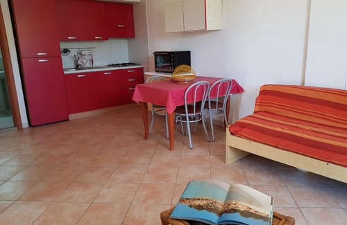 Iscra e Voes Apartment | House in Sa Petra Ruja, a stone's throw from pine forest and sea