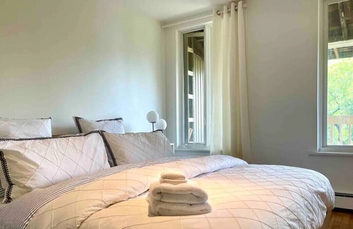 Saint-Jean-Baptiste House | House in Saint-Jean-Baptiste