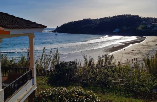 Portonovo Ski Chalet | House in Sanxenxo on Canelas beach.¡Excellent location!