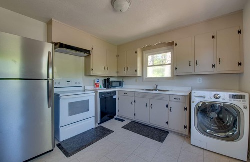 Knoxville House | House in SouthKnox - Ask about 6-Month+ Discounts