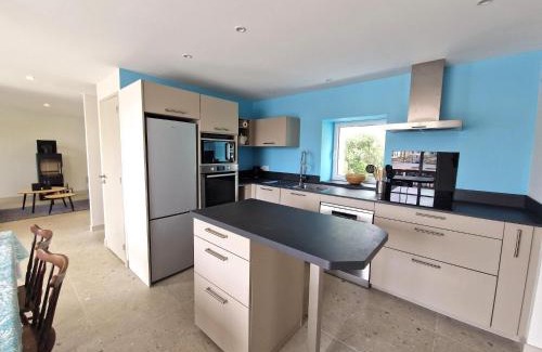 Plougasnou House | House in Terenez with Stunning Harbour Views