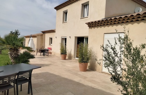 Mimet House | House in the Aix countryside