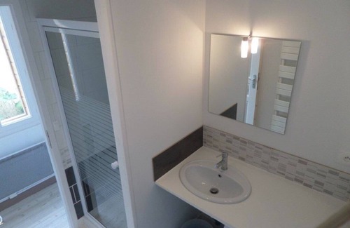 Fouras House | House in the center of town, 2 bedrooms, 2 bathrooms, less than 5 min from the beach