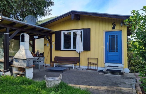 Weilbach House | House in the countryside