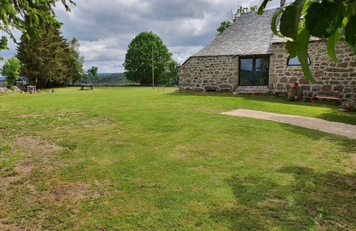 Saint-Urcize House | House in the heart of Aubrac