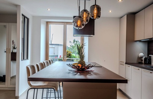Publier House | House in the heart of Evian golf course