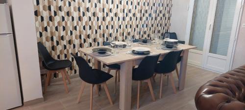 Champillon House | House in the Heart of the Champagne Vineyard