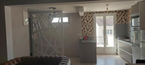 Champillon House | House in the Heart of the Champagne Vineyard