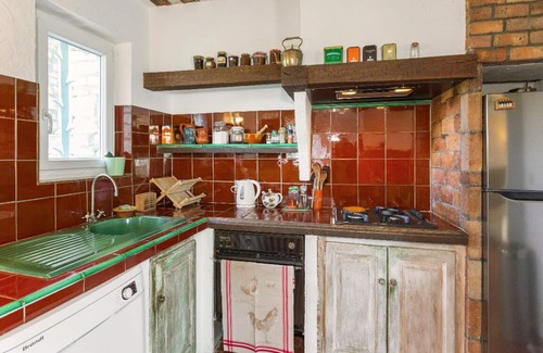 Murs House | House in the heart of the scrubland near Walls and other perched villages of the Luberon