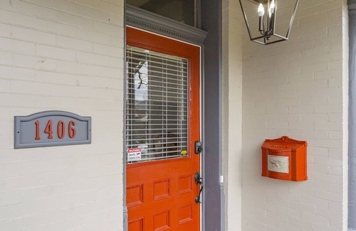 Edgehill House | House in the Heart of Music Row: Gulch, Midtown, Vandy, Belmont, & Broadway.
