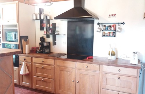 Lormes House | house in the middle of nature