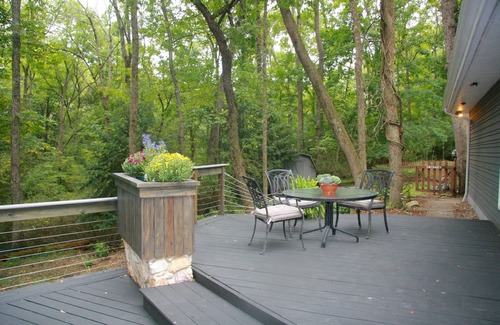 State College House | House in the Trees - 2 miles from Beaver Stadium