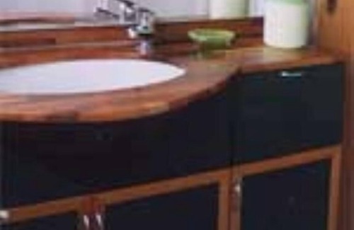 Sant' Andrea House | House Lina 100 meters from the seaTypical house