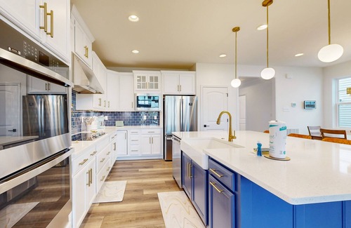 Cedar Neck House | House near Bethany and James Farm Bay beaches, best views in neighborhood