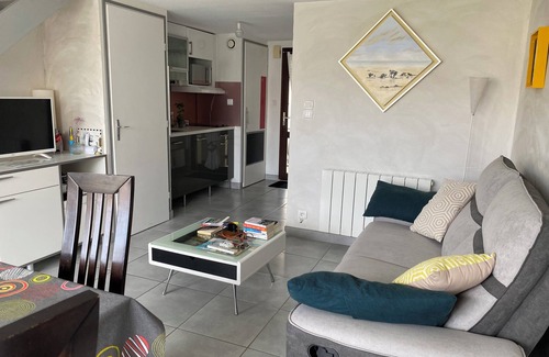 Pornic House | House near castle and beach, sleeps 4, fully equipped