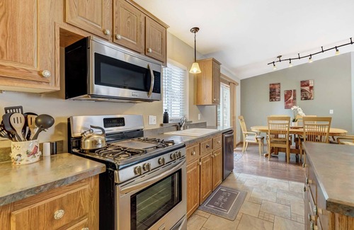 Buena Vista House | House near Hot Springs with HOT Tub! In Buena Vista, CO