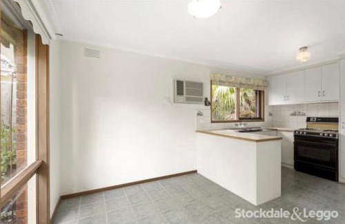 Clifton Springs House | House near Jetty