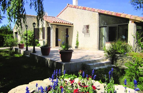 Robion Villa | House of Art and Nature - Provence - Luberon