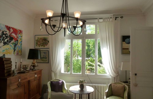 Blois House | HOUSE OF CHARACTER IDEALLY PLACE CENTER TOWN