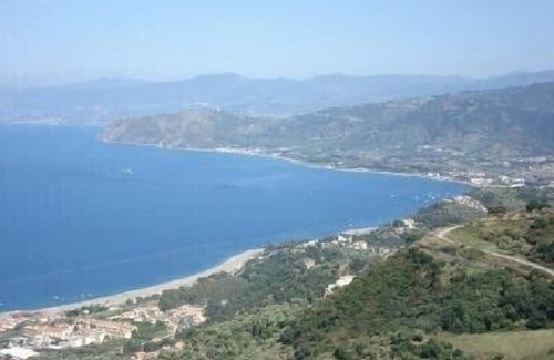 Gioiosa Marea Apartment | House of Olives - apartment with sea views