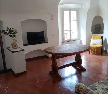 Castelbianco Apartment | House of the Arches