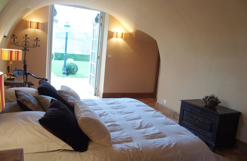 Montreuil-aux-Lions House | House of vine growers, House of winemakers