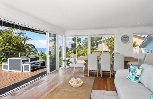 Mollymook House | House of Views - enjoy ocean & golf course vistas