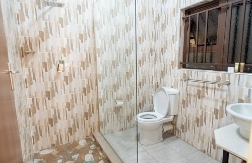 Victoria Falls Bed & Breakfast | House Of Werenje