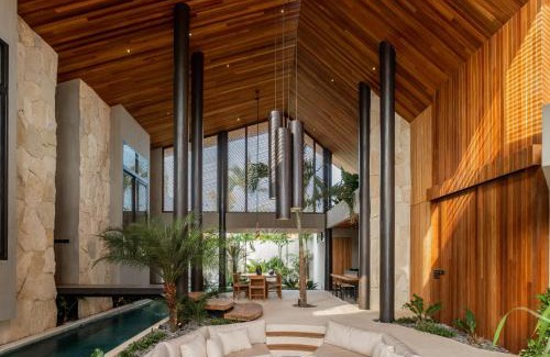 Umalas Villa | House of Winds Complex - Lush 9BR Exotic Escape - 3x3BR Villas near Canggu
