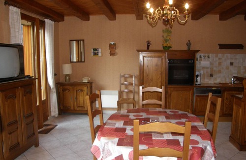 Sainte-Enimie House | House on the banks of the Tarn in Ste-Enimie in the Gorges du Tarn