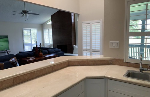 April Sound House | House on golf course on Lake Conroe. Near clubhouse