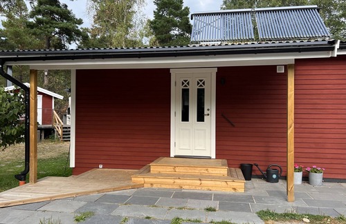 Ingaro House | House on Ingarö, close to nature, lake and sea, family-friendly environment