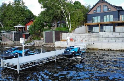 Carden Cottage | House on Lake Darymple