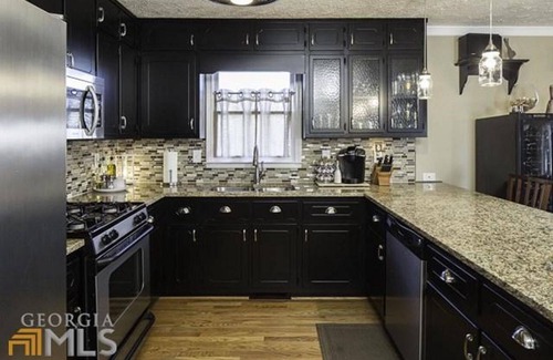 Dawsonville House | House on Lake Lanier with Dock Inside Chestatee Golf Club. Pet friendly!