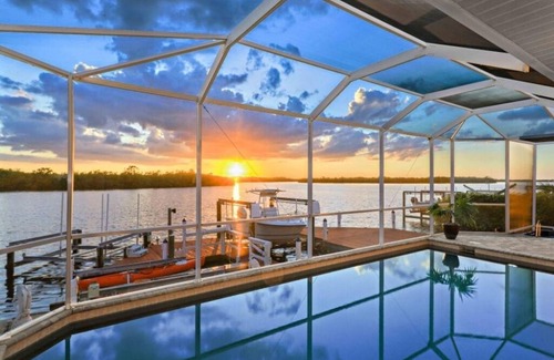Matlacha House | House on Matlacha Pass with pool, hot tub, kayak dock & 12k lb boat lift!
