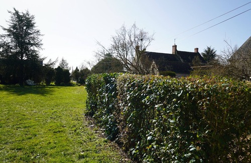 Brehemont House | HOUSE ON THE BANKS OF THE LOIRE A STONE'S THROW FROM THE CHATEAUX