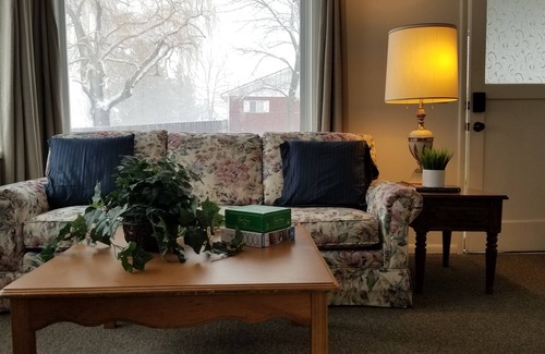 Grangeville House | House on the Camas Prairie - Located in Town