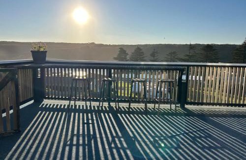 Port Campbell House | House on the hill