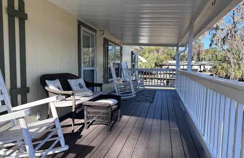 Satsuma House | House on the St John’s River with boat slip